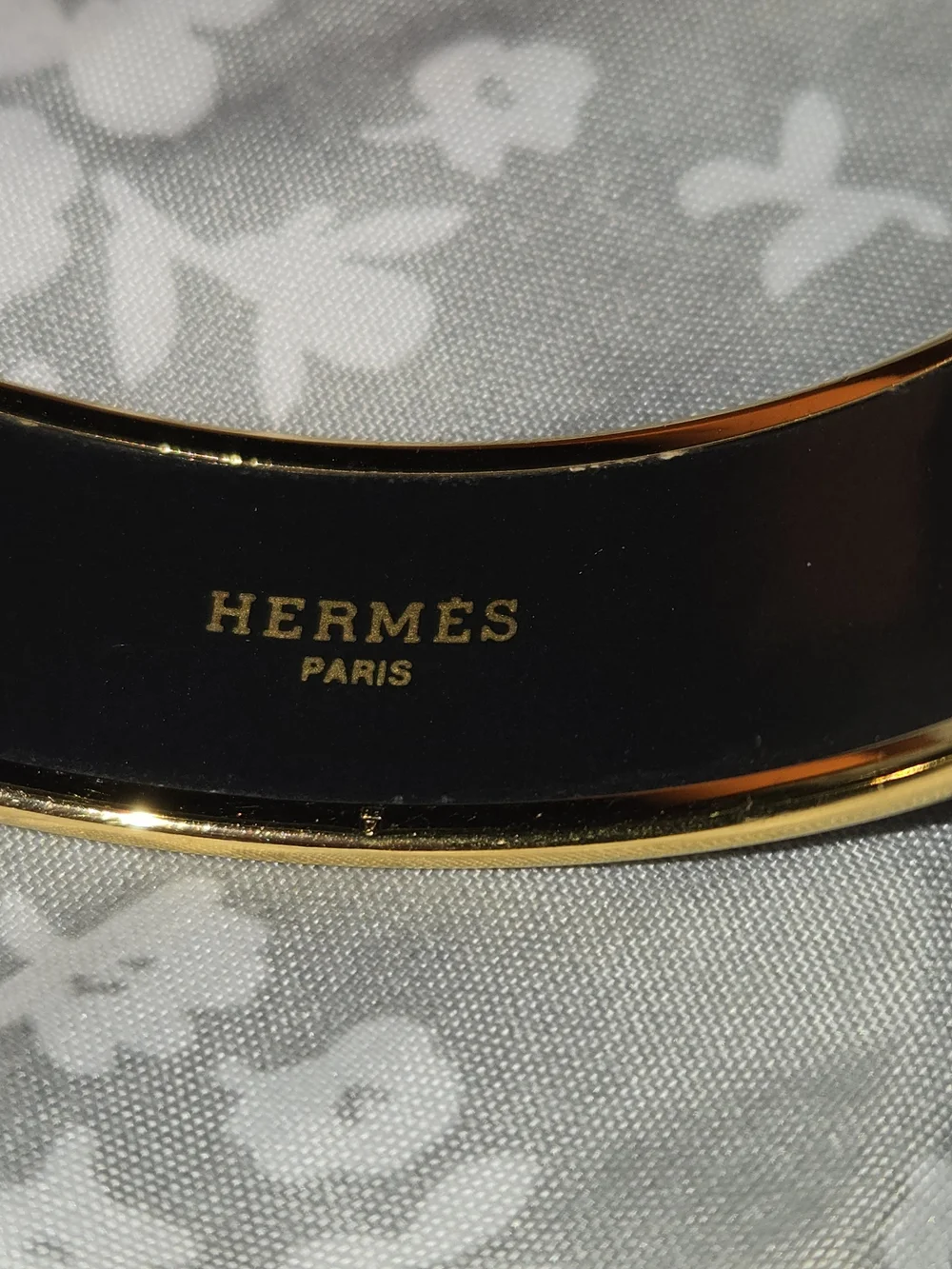 Hermes Vintage Black Enamel & Gold Flag Motif Bangle